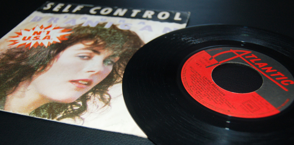 Laura Branigan Self Control – 1984 – Vinyle SP 45T